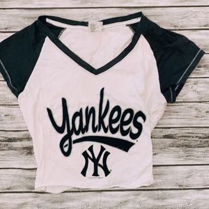 Yankee’s vintage crop top